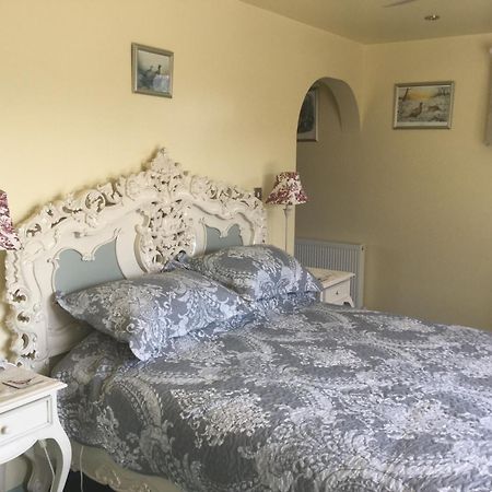 Pheasant Suites Colchester Buitenkant foto